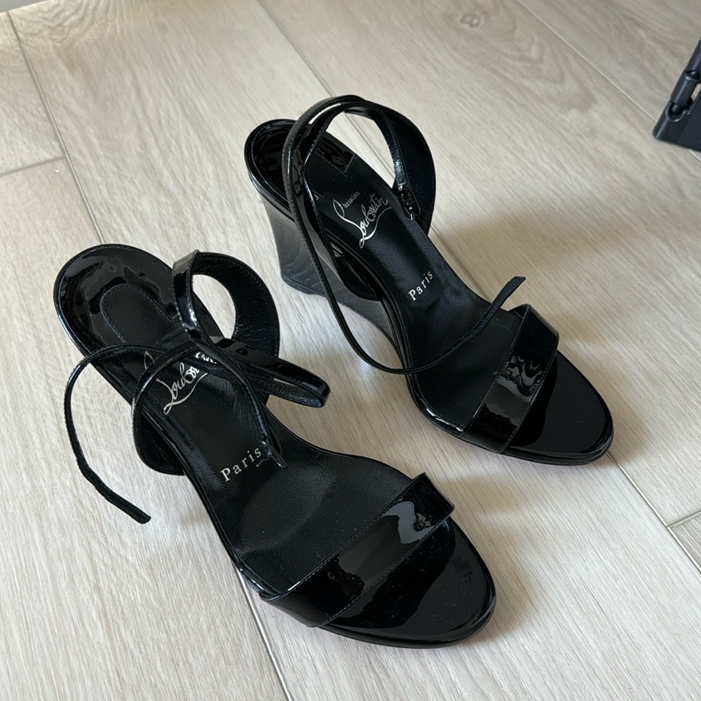 Louboutin Zeppa Chick 85